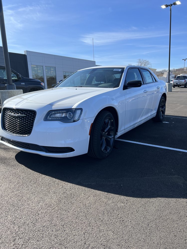 Crown Chrysler Dodge Jeep Ram