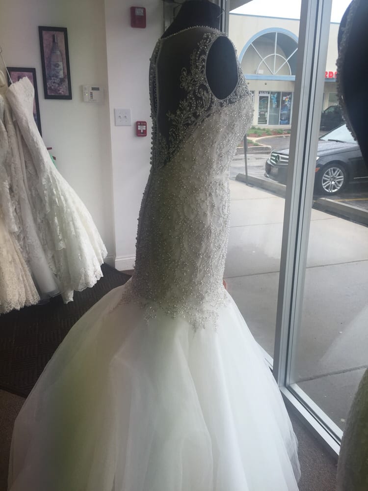 Bourbonnais Bridal Gift Cards Illinois Giftly Eva S Bridal Of Orland Park 14428 John Humphrey Dr Il