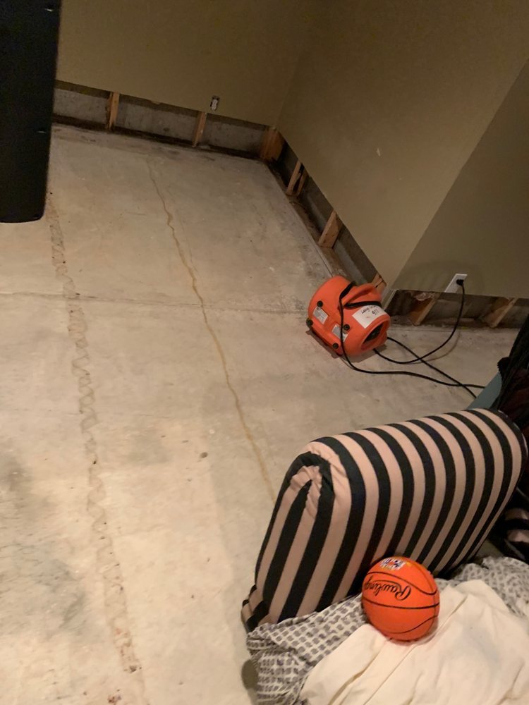 image of business Blackwell Restoration