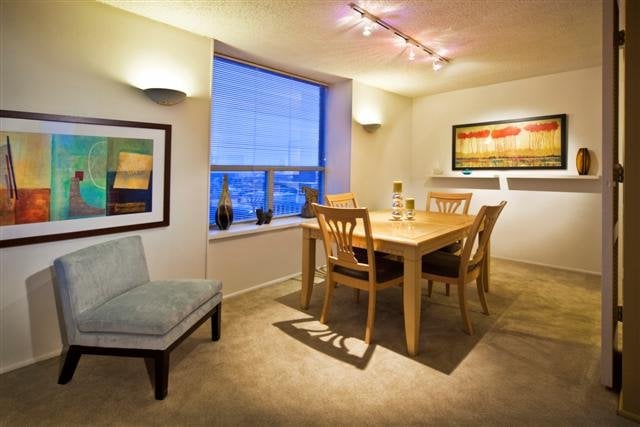 2 Bedroom Apartments Downtown Indianapolis | riley towers offers studio 1 2 3 bedroom apartments 2 Bedroom Apartments Downtown Indianapolis | riley towers offers studio 1 2 3 bedroom apartments
