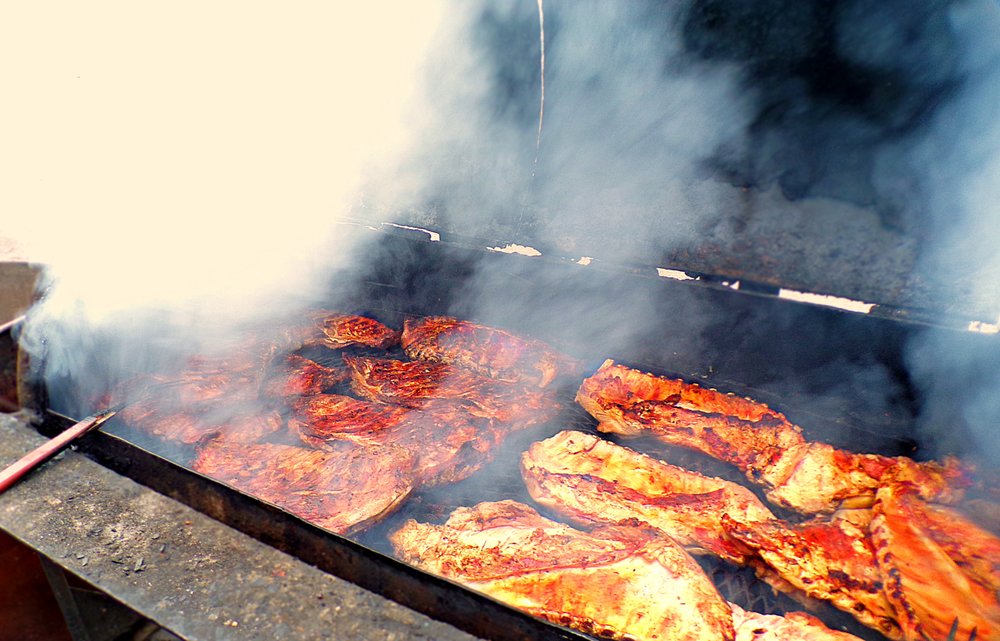 IKE & BG'S Restaurant