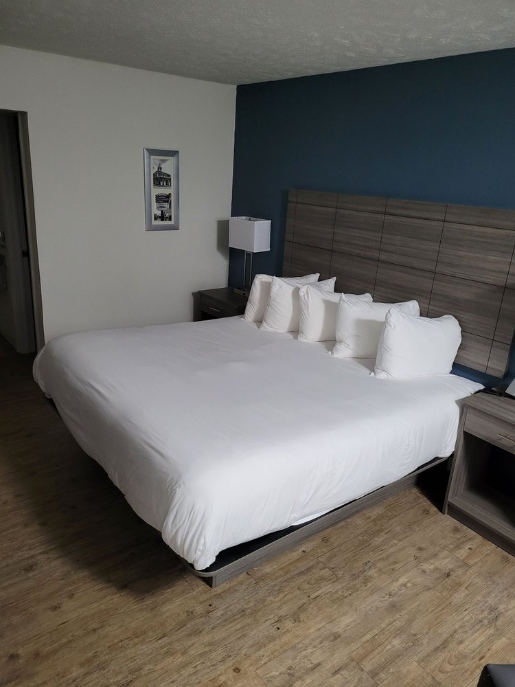 Days Inn by Wyndham Lumberton