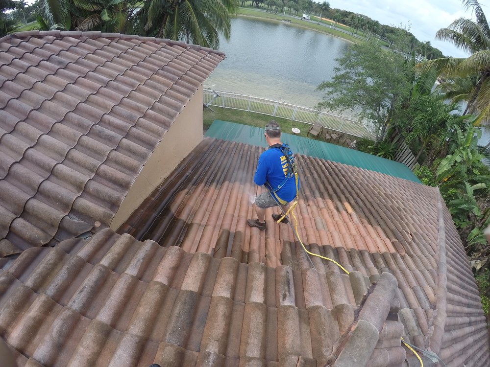 Roof Cleaning Miami