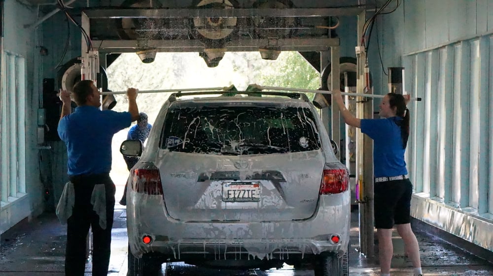 Suds Bros Car Wash 13 Photos & 49 Reviews Car Wash 900 La Barr