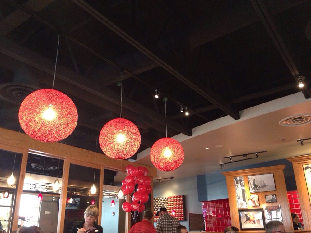 Love The New Decor At Our Local Red Robin Yelp Photo Of Red Robin Gourmet Burgers Surprise Az United States Love The