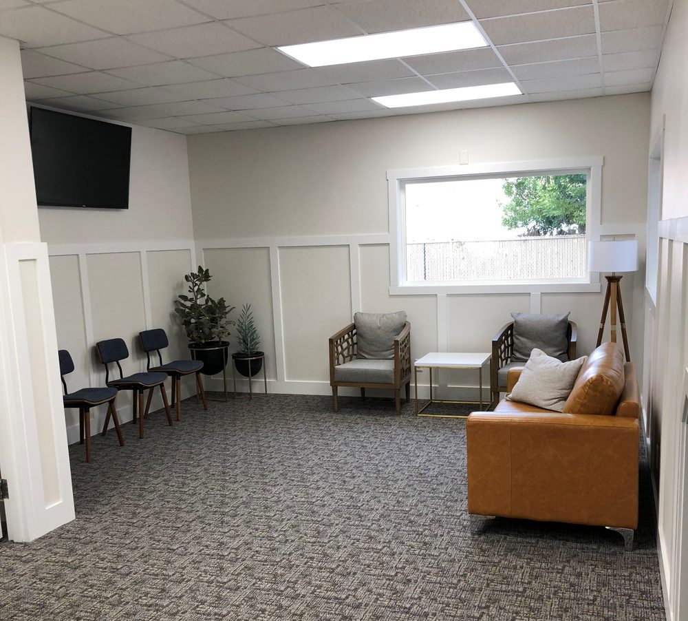 image of business Evans Dental