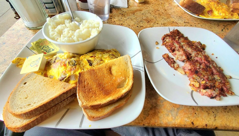 Elm Diner