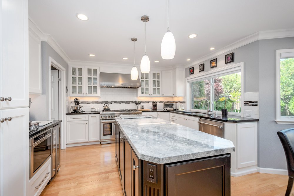 Sally Martin - Broker Associate