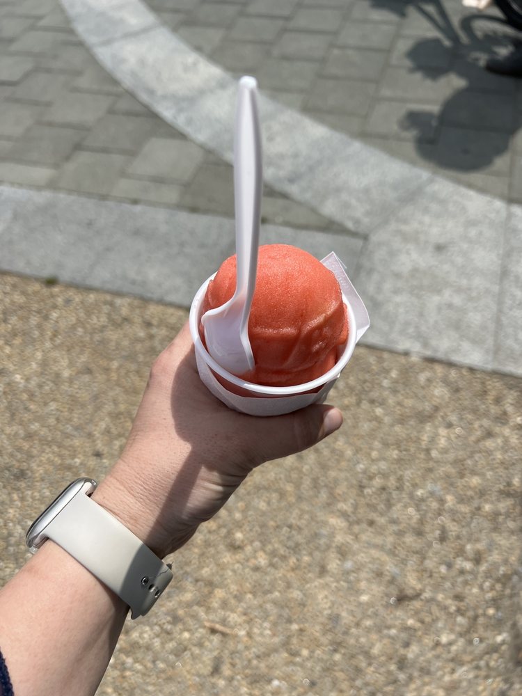 Pink's Cold Treats