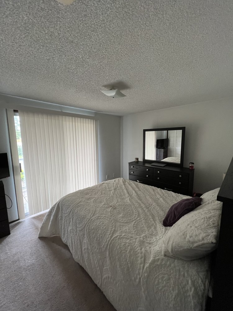 Earthly Cleaning Service