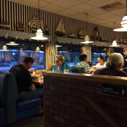 Navigator Restaurant Closed 47 Photos 114 Reviews American Photo Of Navigator Restaurant Munising Mi United States Waiting To Be Seated