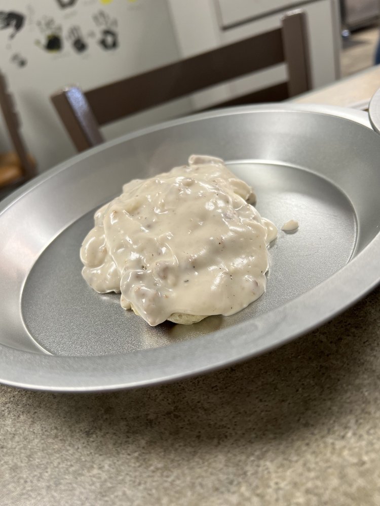 Poppi’s Waffles + Health Juice