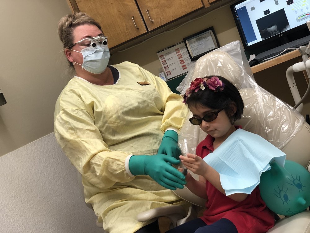 image of business Gilmore Bruce DMD