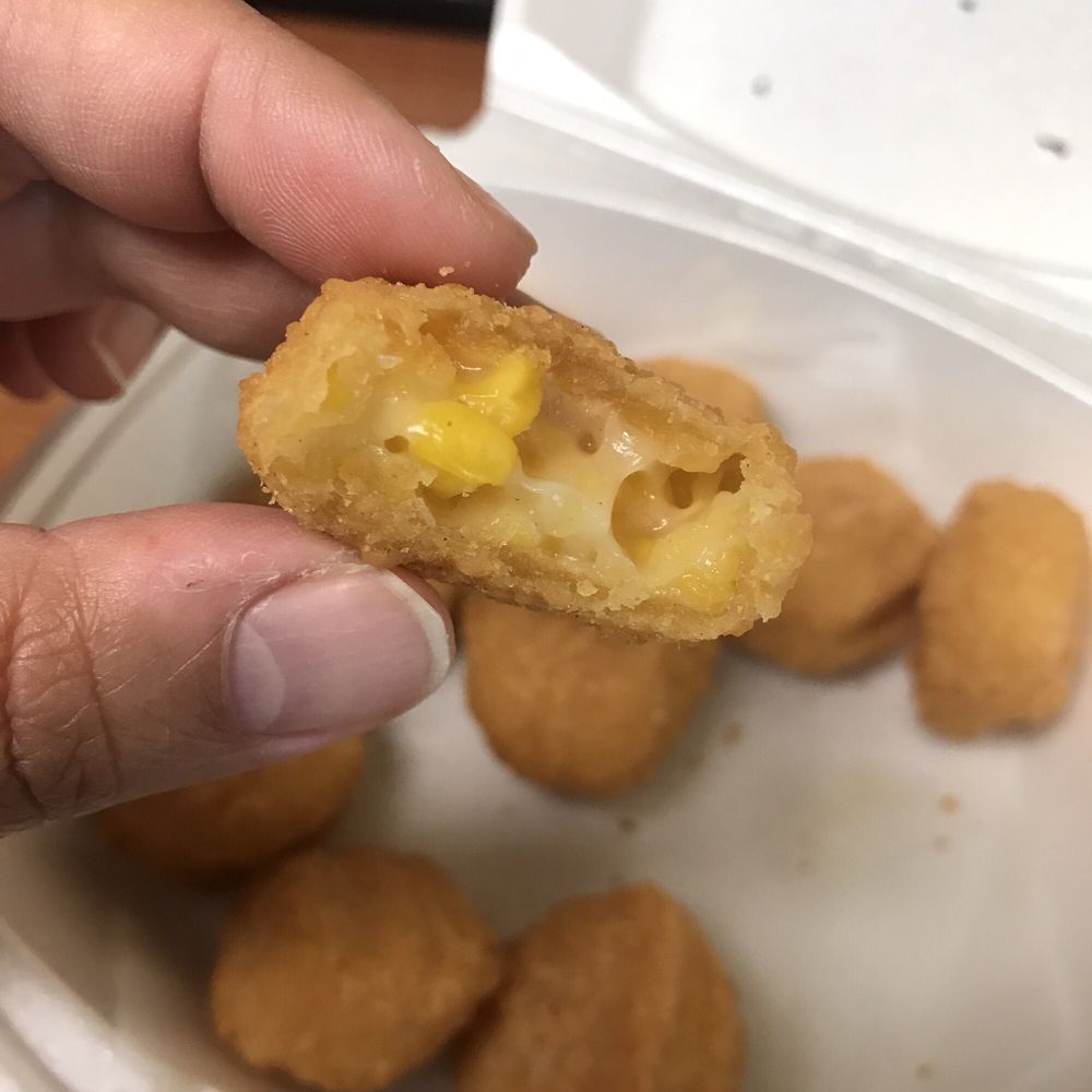 Chicken Delight 13 Photos & 18 Reviews Chicken Shop 404 E Madison