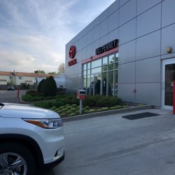 University Of Toyota >> Bill Penney Toyota 10 Photos 31 Reviews Car Dealers 4808 University Of Toyota >> Bill Penney Toyota 10 Photos 31 Reviews Car Dealers 4808