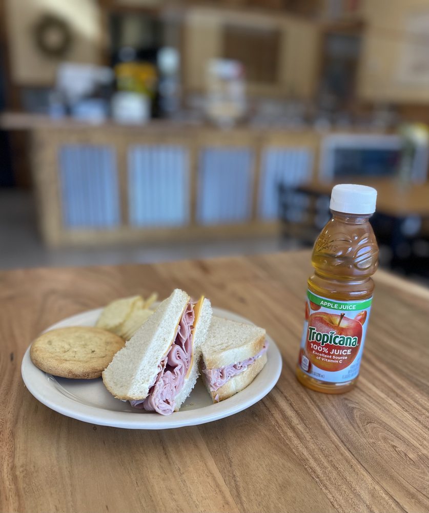 Positiv Cafe And Bakery