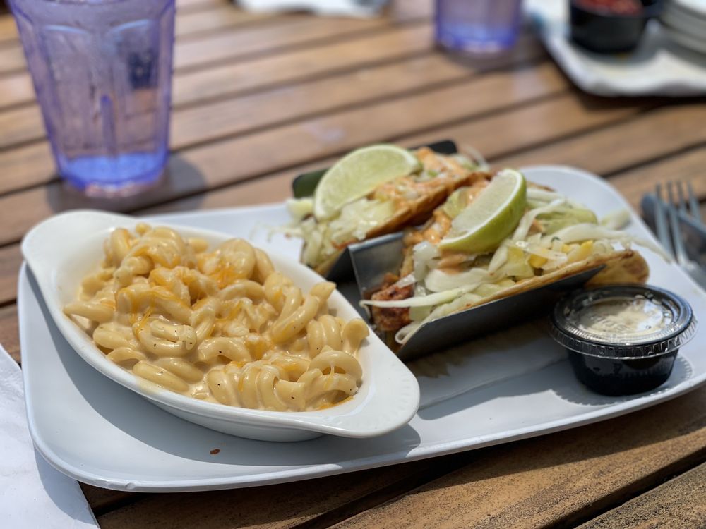 Harpoon Harry's Beachfront Restaurant