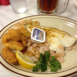 Lighthouse Seafood Restaurant Bar 26 Photos 51 Reviews Photo Of Lighthouse Seafood Restaurant Bar Petersburg Va United States