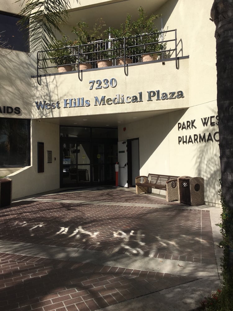 image of business Michael J Roberts MD