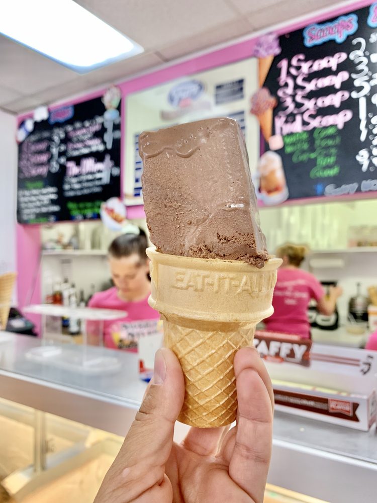 Ice Cream Parlor and Fudge, Lava Hot Springs Roadtrippers