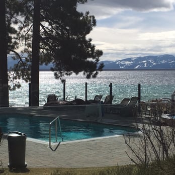 RedWolf Lakeside Lodge - 88 Photos & 36 Reviews - Hotels - 7630 N Lake