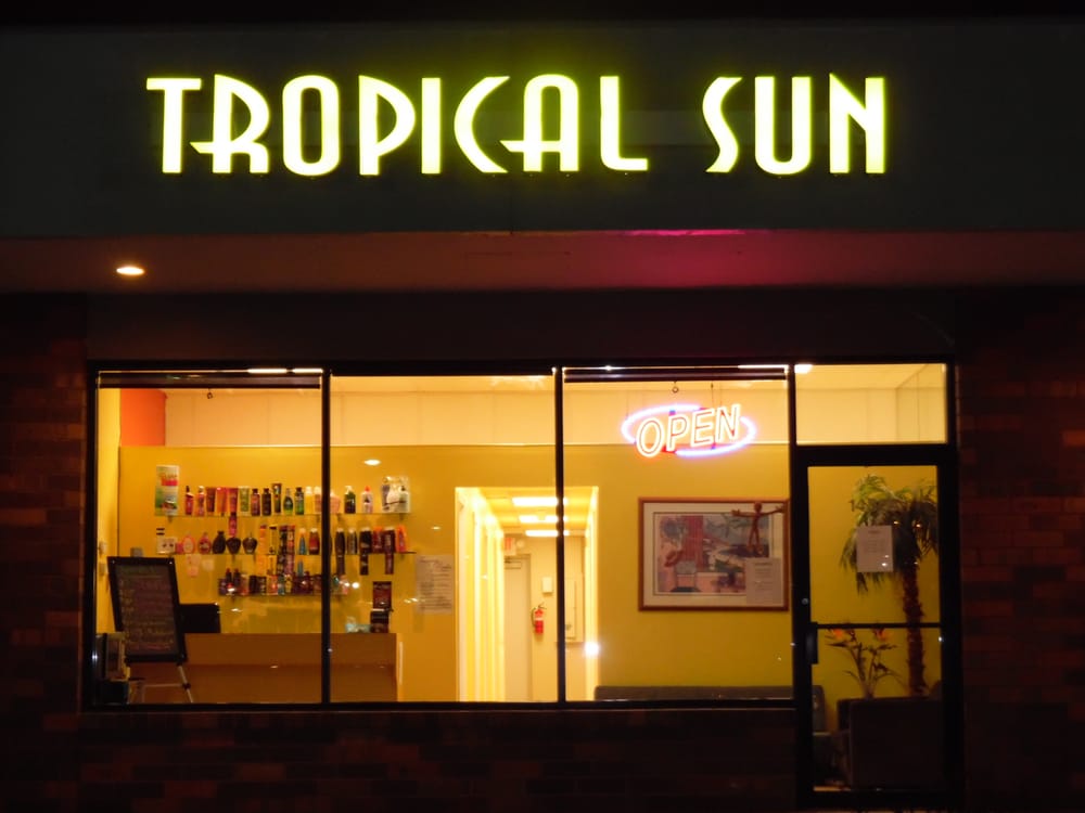 Tropical Sun Tanning Tanning 14825 Clayton Rd, Chesterfield, MO