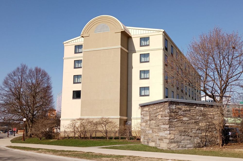 Comfort Inn The Pointe