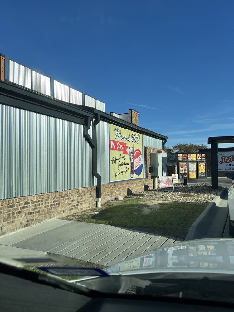 Moore's Olde Tyme Barbeque