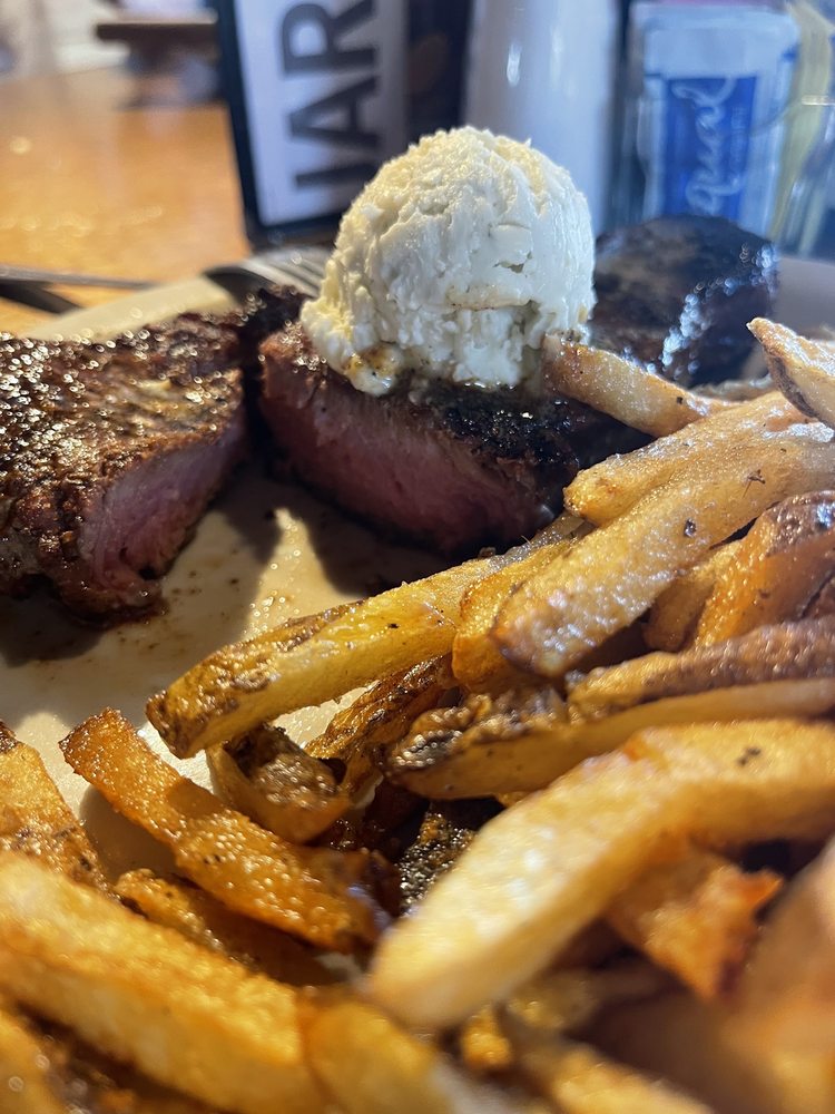 Raffertys Restaurant & Bar