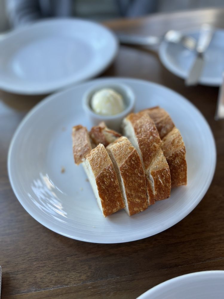 the C restaurant + bar