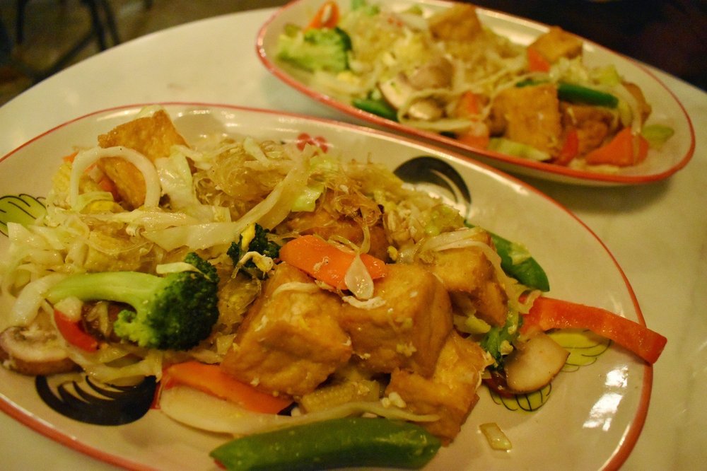 Thai Ni Yom