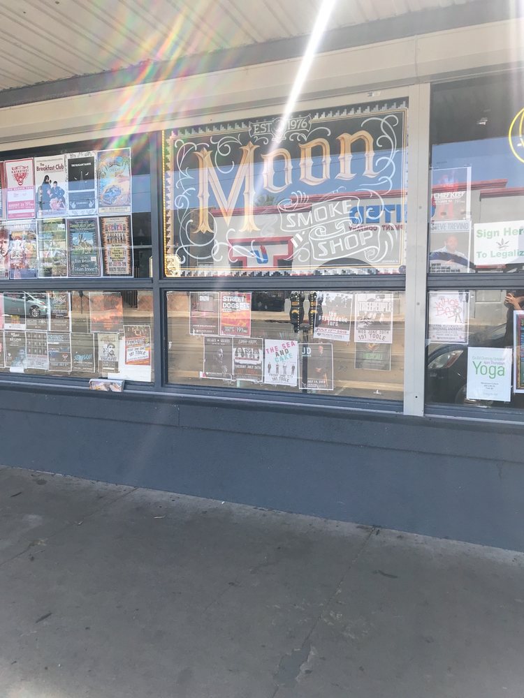 Moon Smoke Shop 17 Reviews Tobacco Shops 338 N 4th Ave, Pie Allen