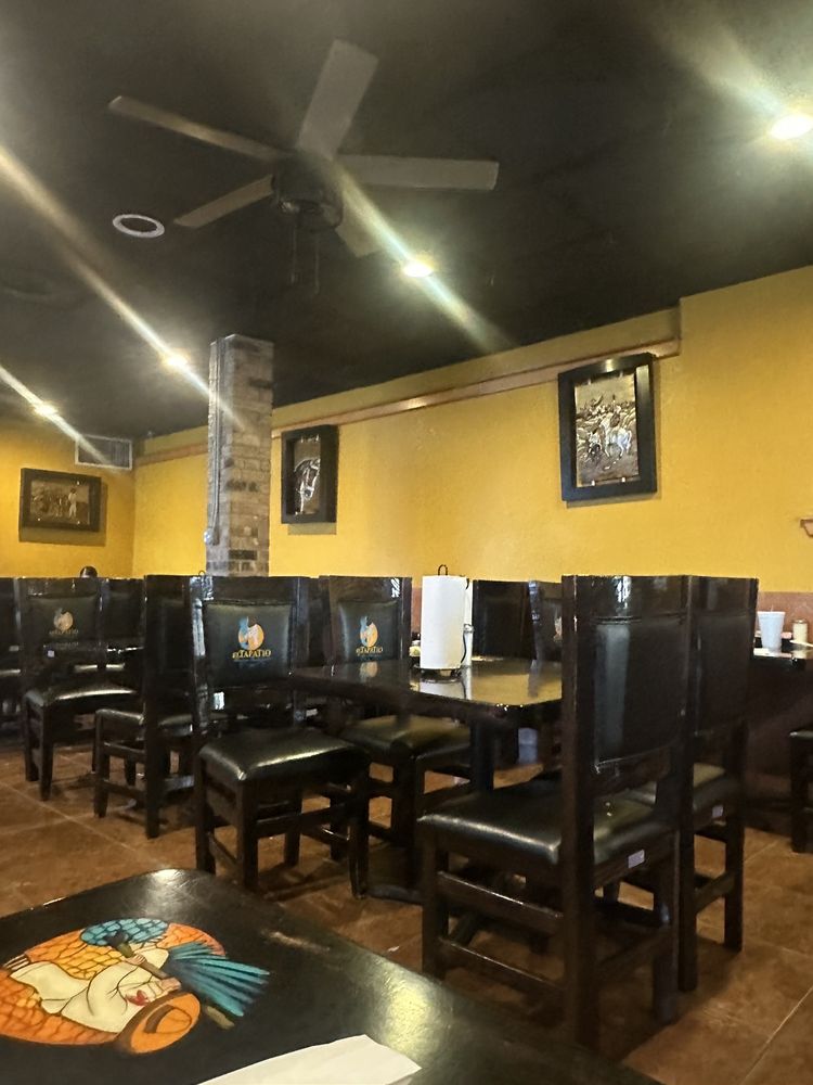 EL TAPATIO Restaurant