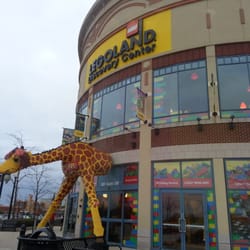 Streets Of Woodfield 21 Photos 17 Reviews Ping Centers Photo Of Streets Woodfield Schaumburg Il United States Le La