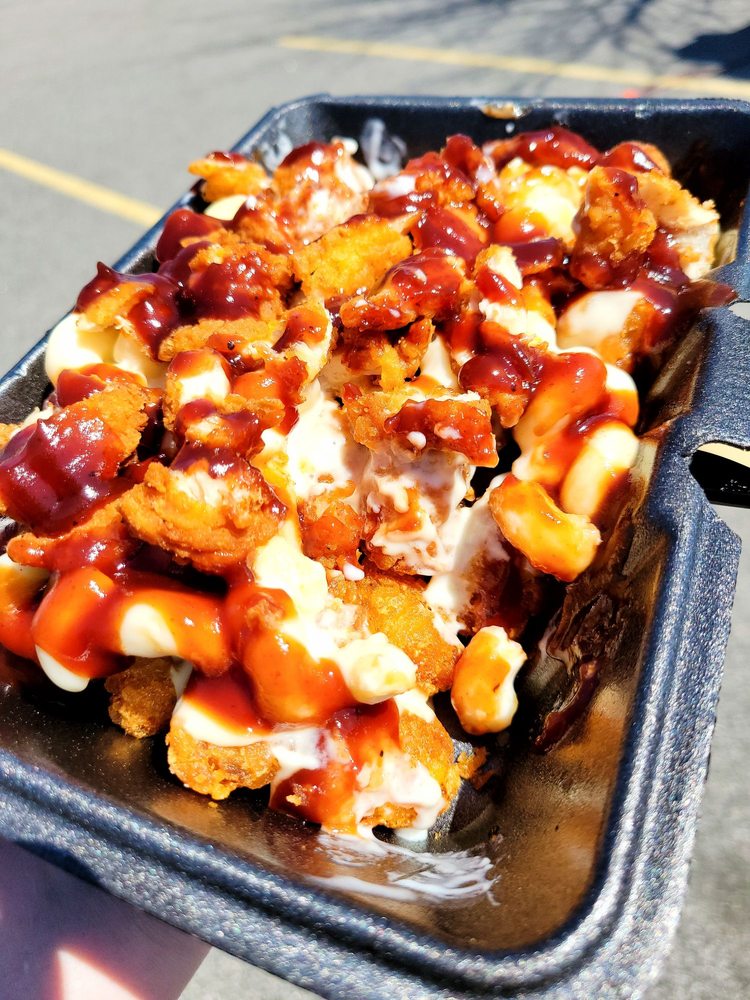 Hot Chix Hotcakes and Chicken