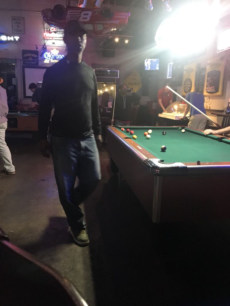 Lucky B’s Around the Corner Bar 19 Photos & 31 Reviews Dive Bars