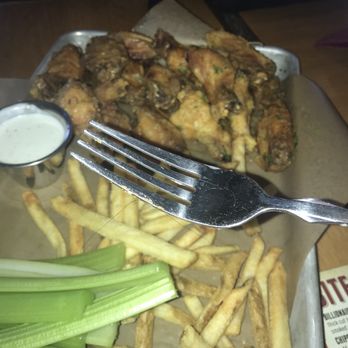 Twin Peaks - 571 Photos & 643 Reviews - Sports Bars - 3717 S Las Vegas