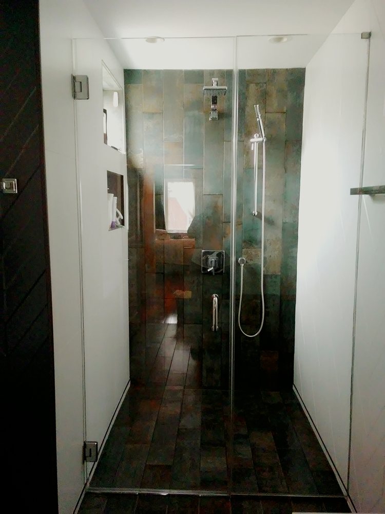 Trishs Cleaning Service