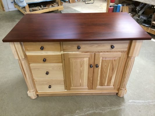 Whitacre S Furniture 704 Broadway St Hudson Il Business Services Reviews