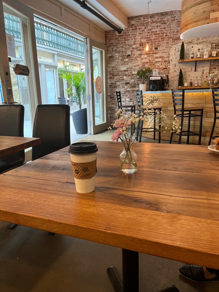 Coco’s Cafe and Bar