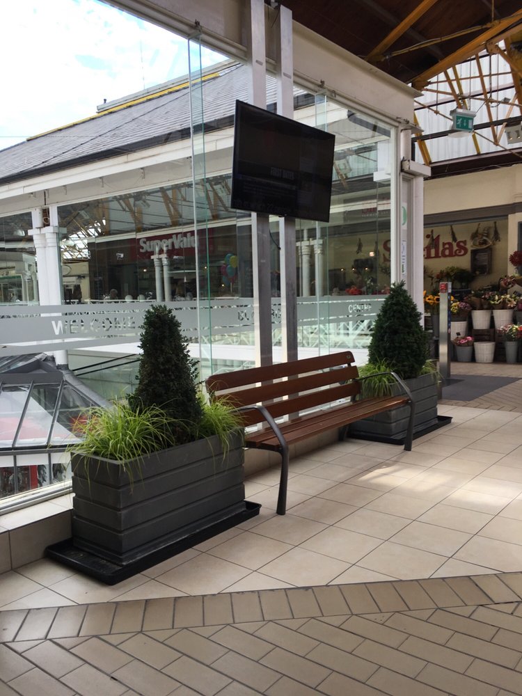 Blackrock Shopping Centre Shopping Centers Frascati Road, Blackrock