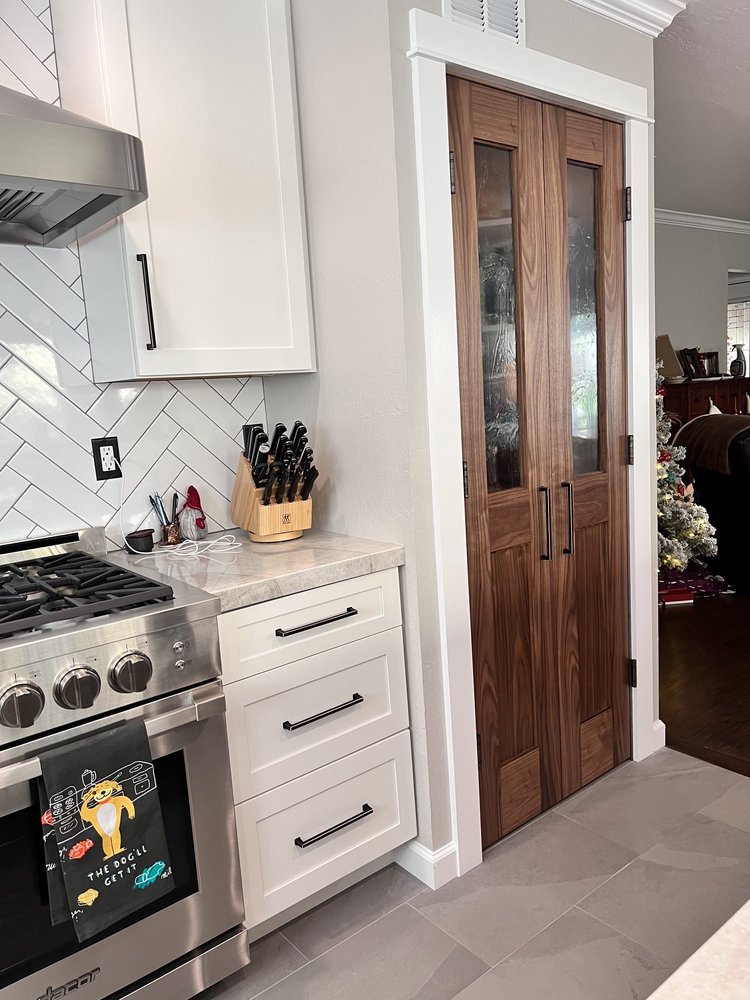 Dolan's Lumber Doors & Windows