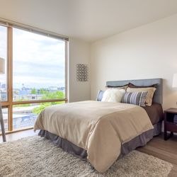 Chloe Apartments - 27 Photos & 14 Reviews - Apartments  