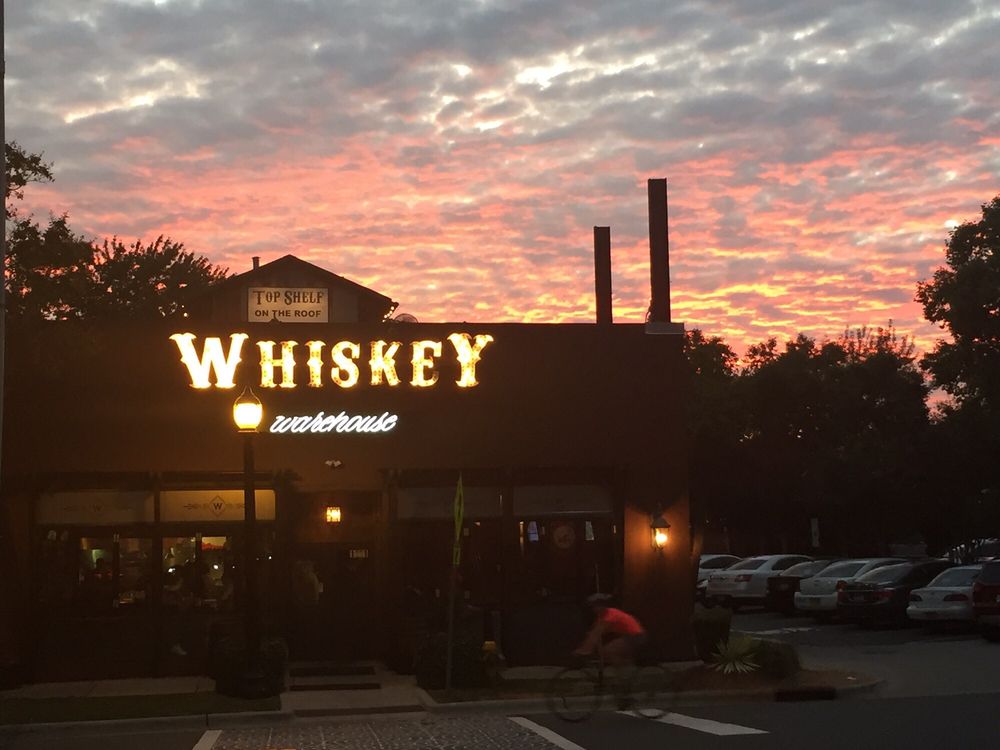 Whiskey Warehouse 265 Photos & 337 Reviews Pubs 1221 The Plz