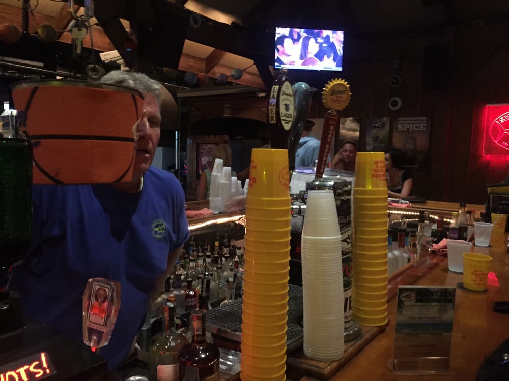 Smokin’ Tuna Saloon 165 Photos & 185 Reviews Seafood 4 Charles St