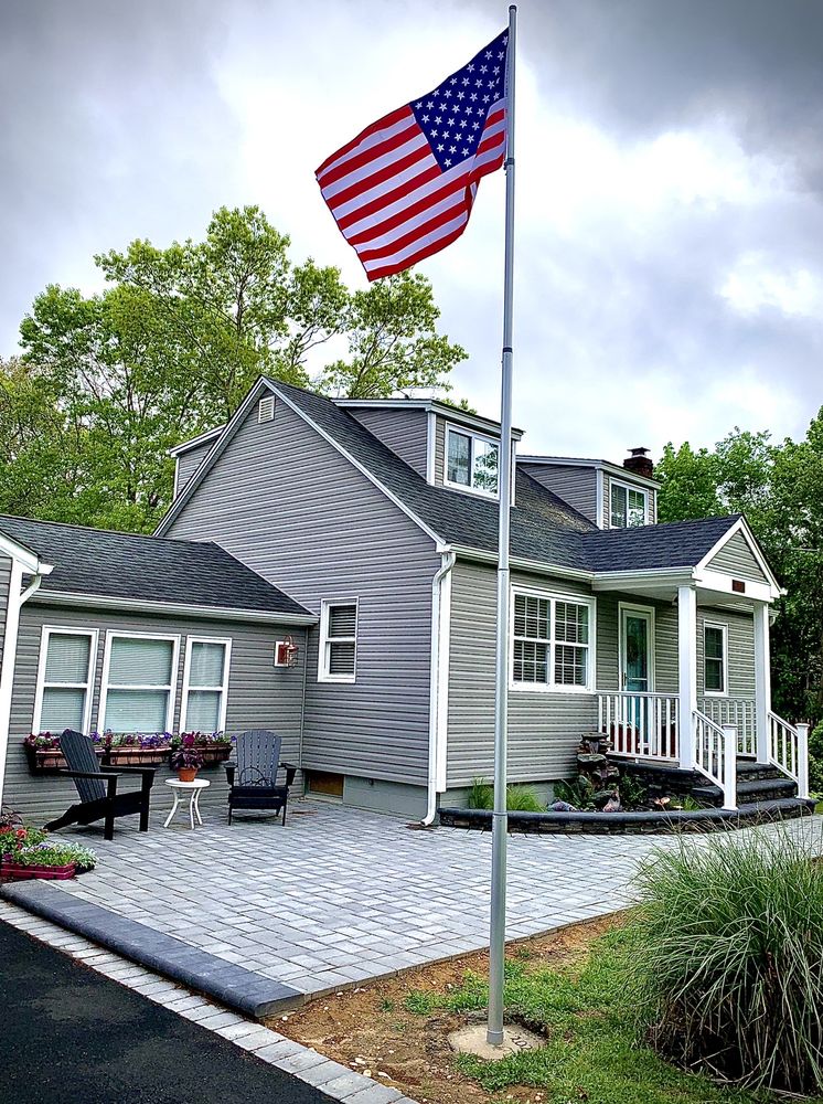 image of business Island Driveways & Patios