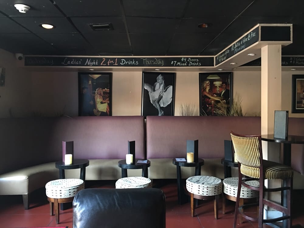 La Piazza Wine Bar & Lounge Bars 24 Railroad Ave, Warwick, NY