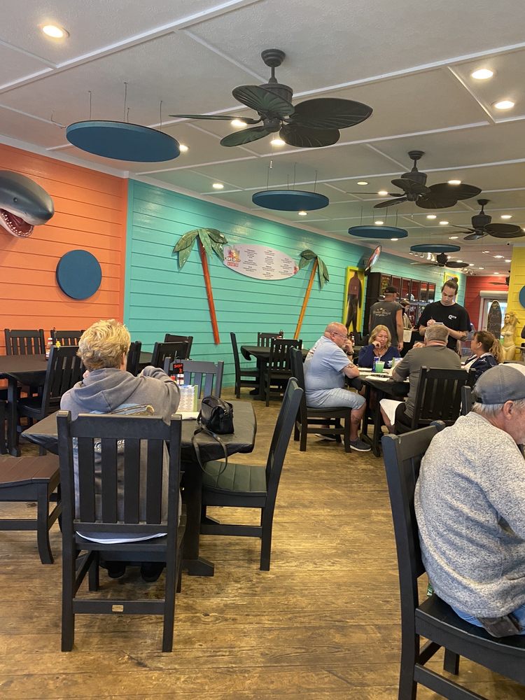 Surf's Up Grill and Bar