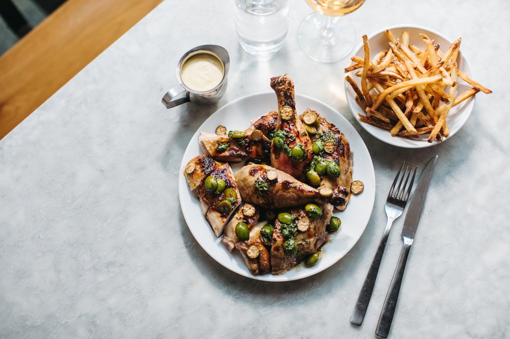 Le Cavalier At The Green Room