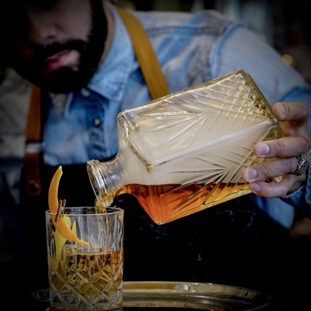 VARSOL SUSHI BAR VARSOL SUSHI BAR